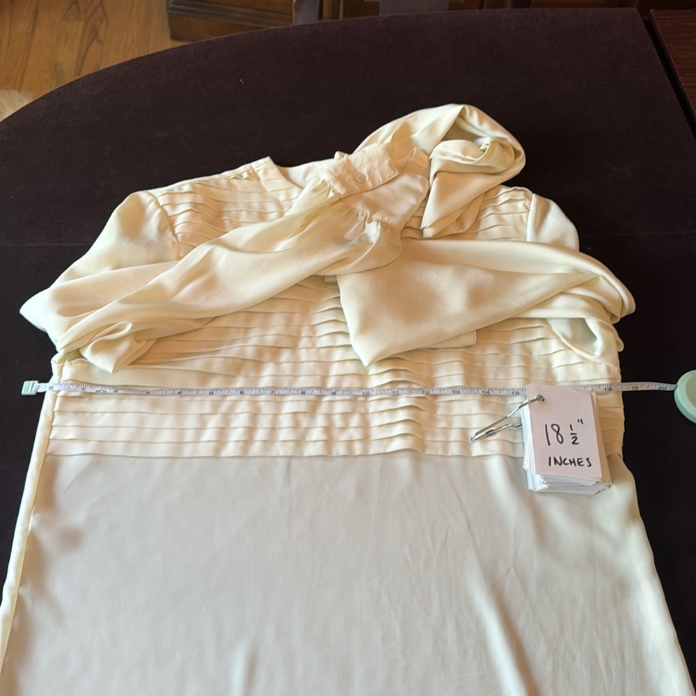 Vintage Soft Ivory Cream Tie Front Blouse - 8 Petite - Picture 12 of 14